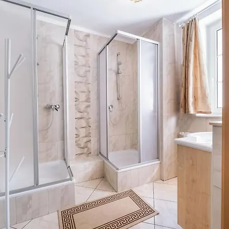 In Unweit Vom Skigebiet בית נופש *